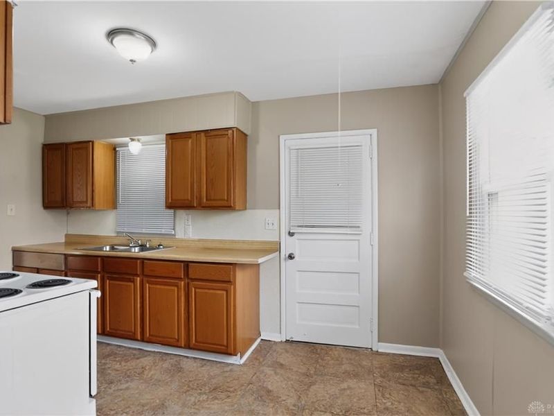 2217 S Hadley Road, Springfield, OH 45505 Photo 21