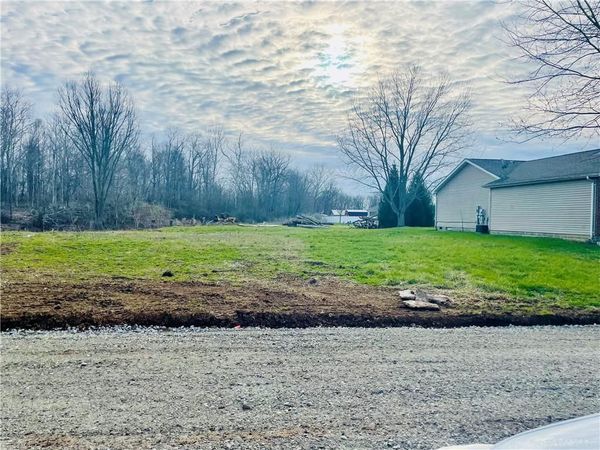 00 Megan Trail, Lewisburg, OH 45338