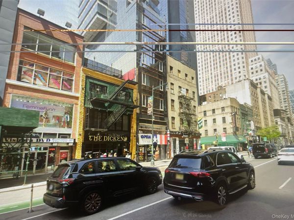 781 8th Avenue , New York (Manhattan), NY 10036