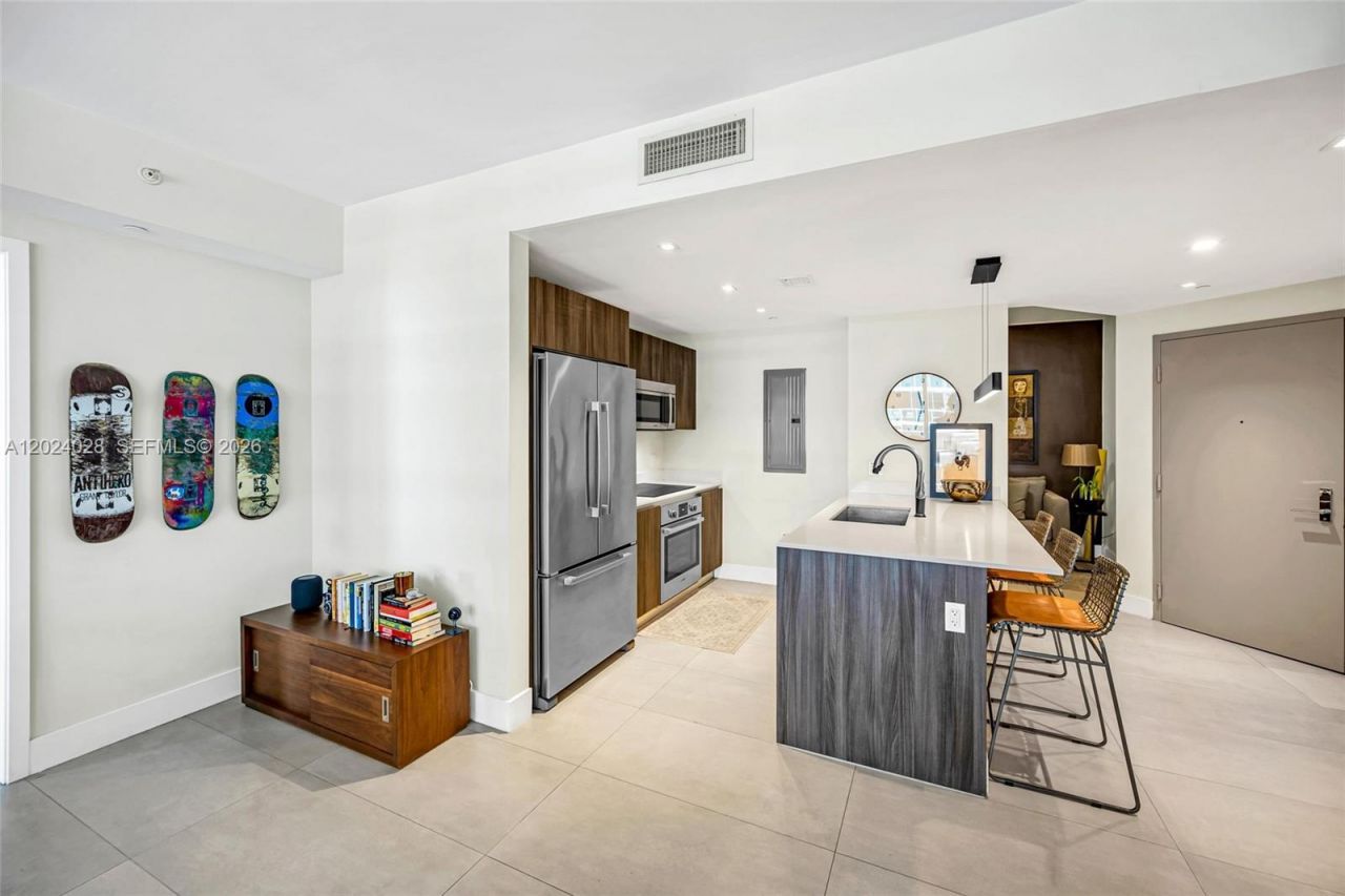 488 NE 18th St, Unit 2011, Miami, FL 33132 Photo