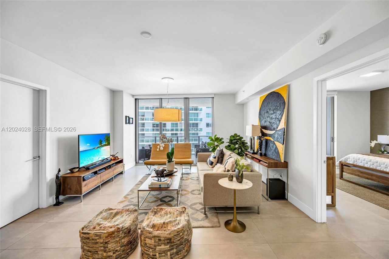 488 NE 18th St, Unit 2011, Miami, FL 33132 Photo