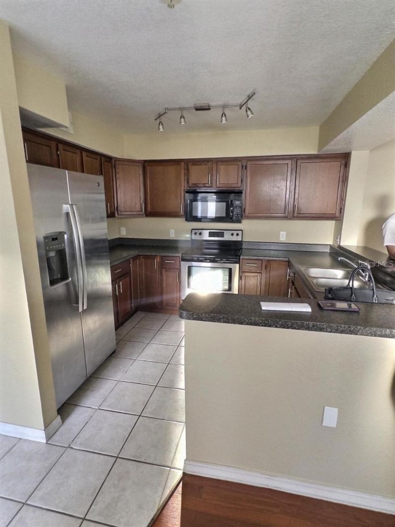 13803 Fairway Island Drive, Unit 1618, Orlando, FL 32837 Photo