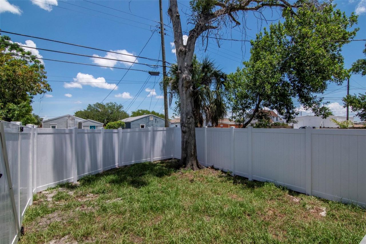 5009 9th Avenue S, Gulfport, FL 33707 Photo