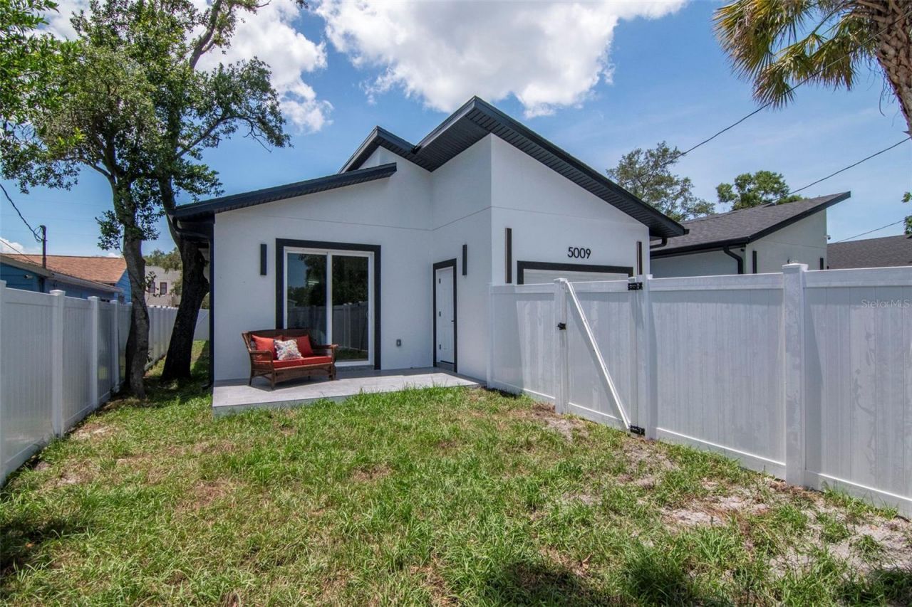 5009 9th Avenue S, Gulfport, FL 33707 Photo