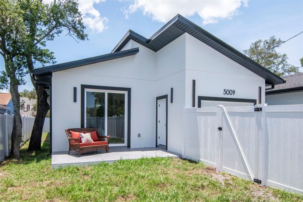 5009 9th Avenue S, Gulfport, FL 33707 Photo