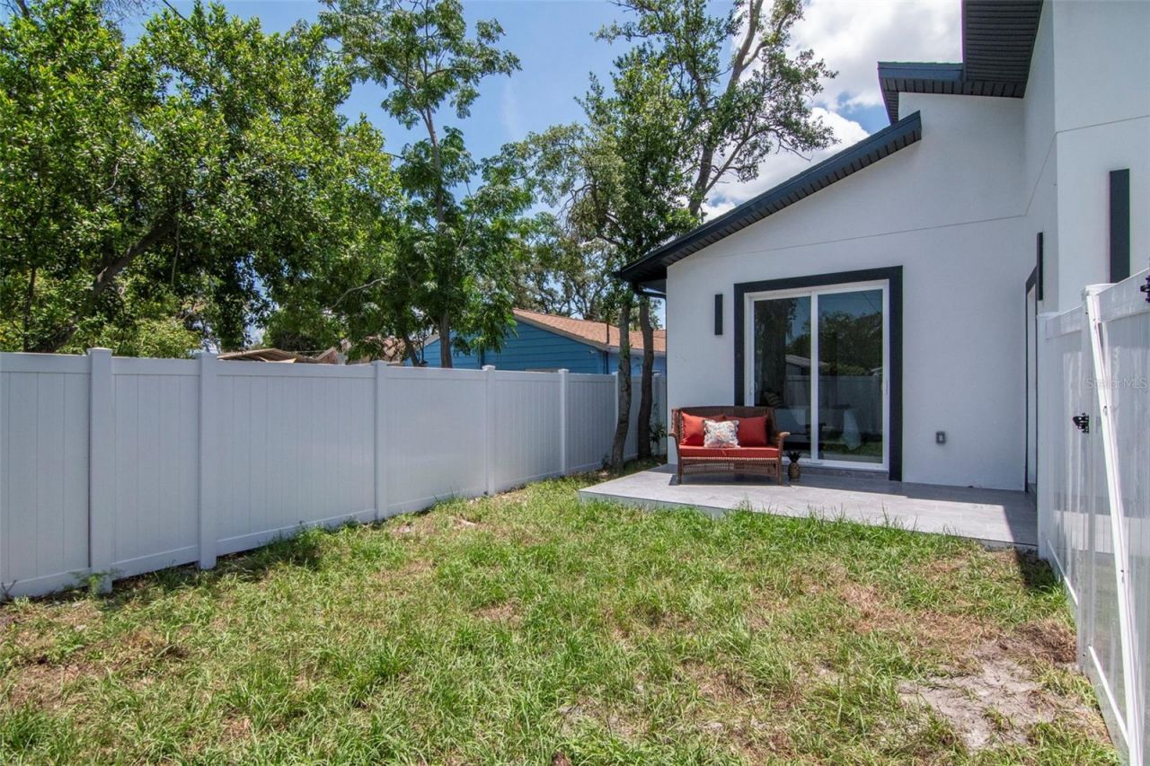 5009 9th Avenue S, Gulfport, FL 33707 Photo