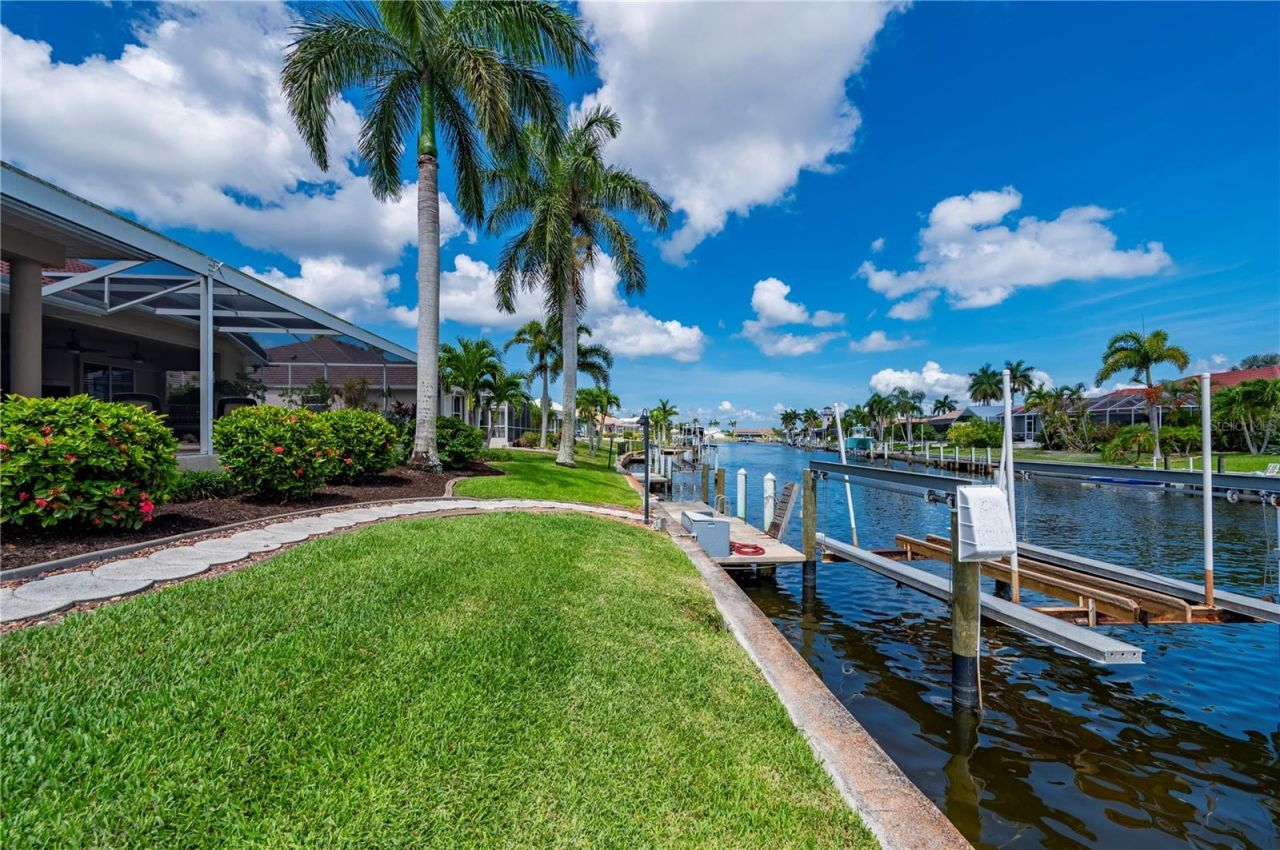 1020 Via Formia, Punta Gorda, FL 33950 Photo