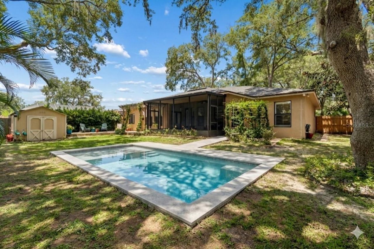 3602 Arlington Oaks Court, Tampa, FL 33618 Photo