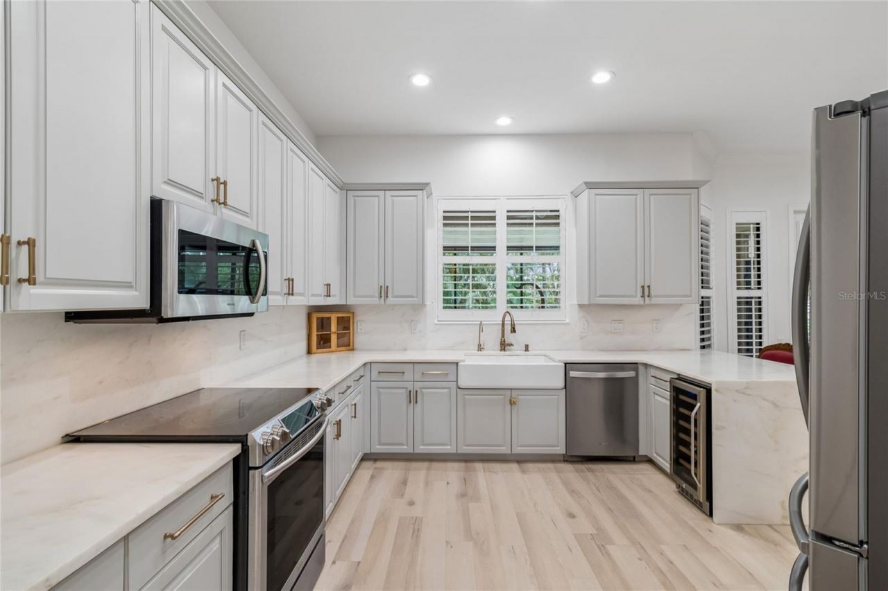 3602 Arlington Oaks Court, Tampa, FL 33618 Photo