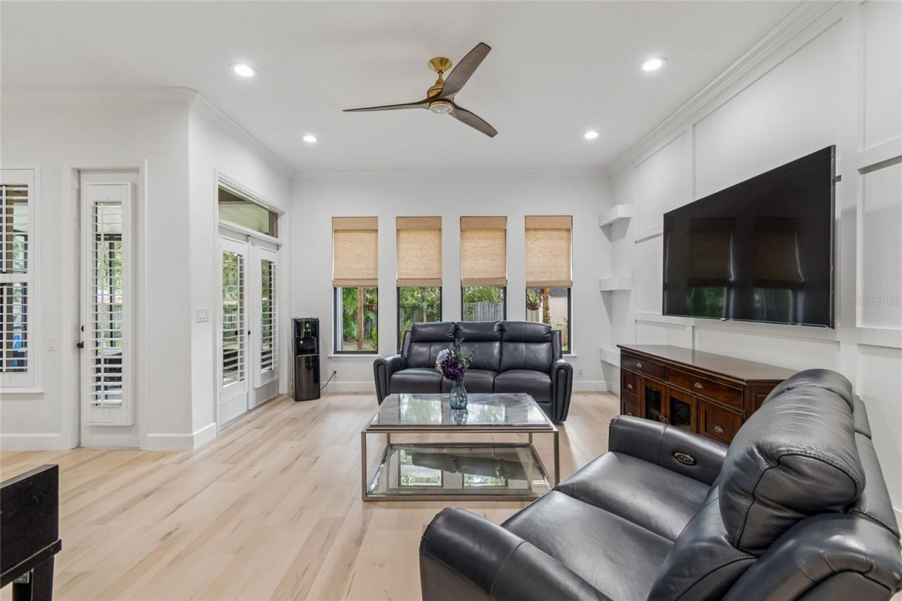 3602 Arlington Oaks Court, Tampa, FL 33618 Photo