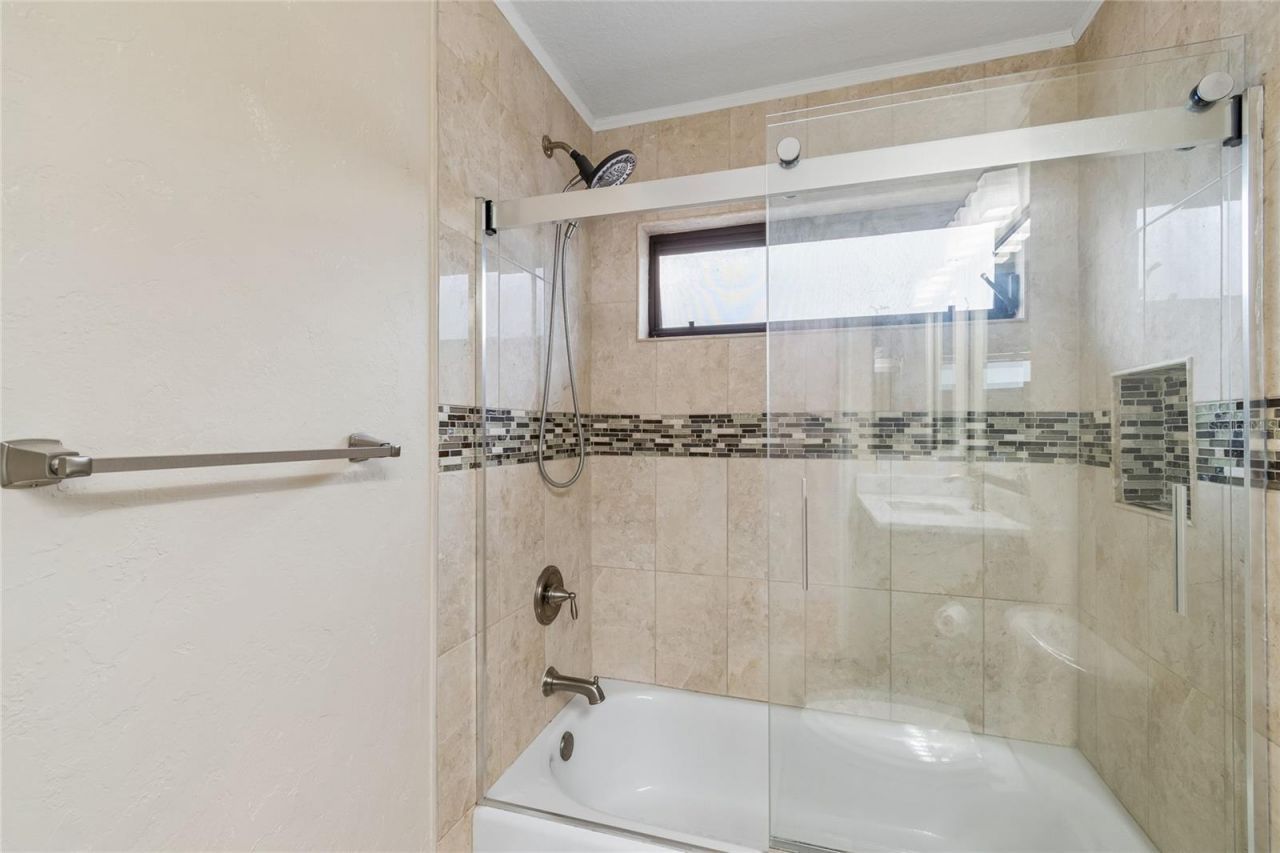 3602 Arlington Oaks Court, Tampa, FL 33618 Photo