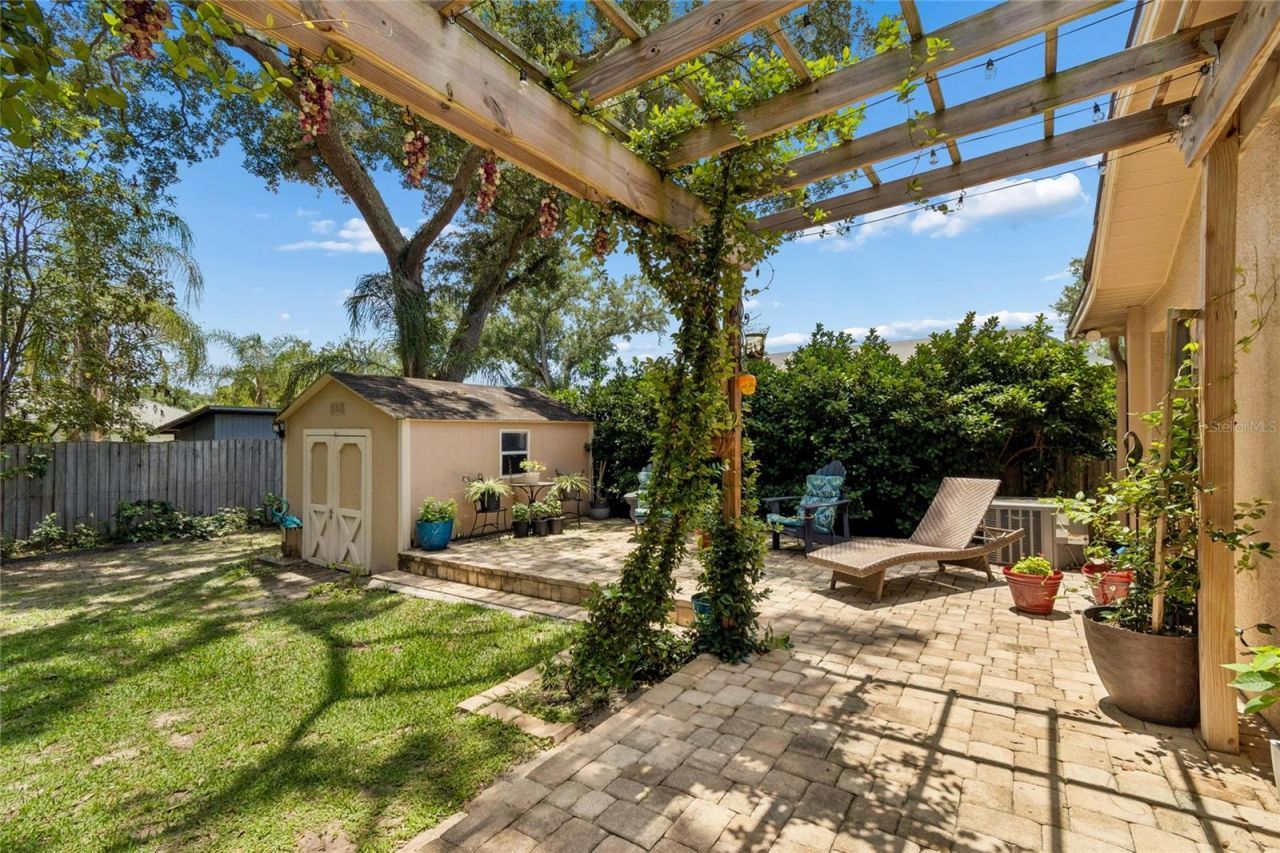 3602 Arlington Oaks Court, Tampa, FL 33618 Photo