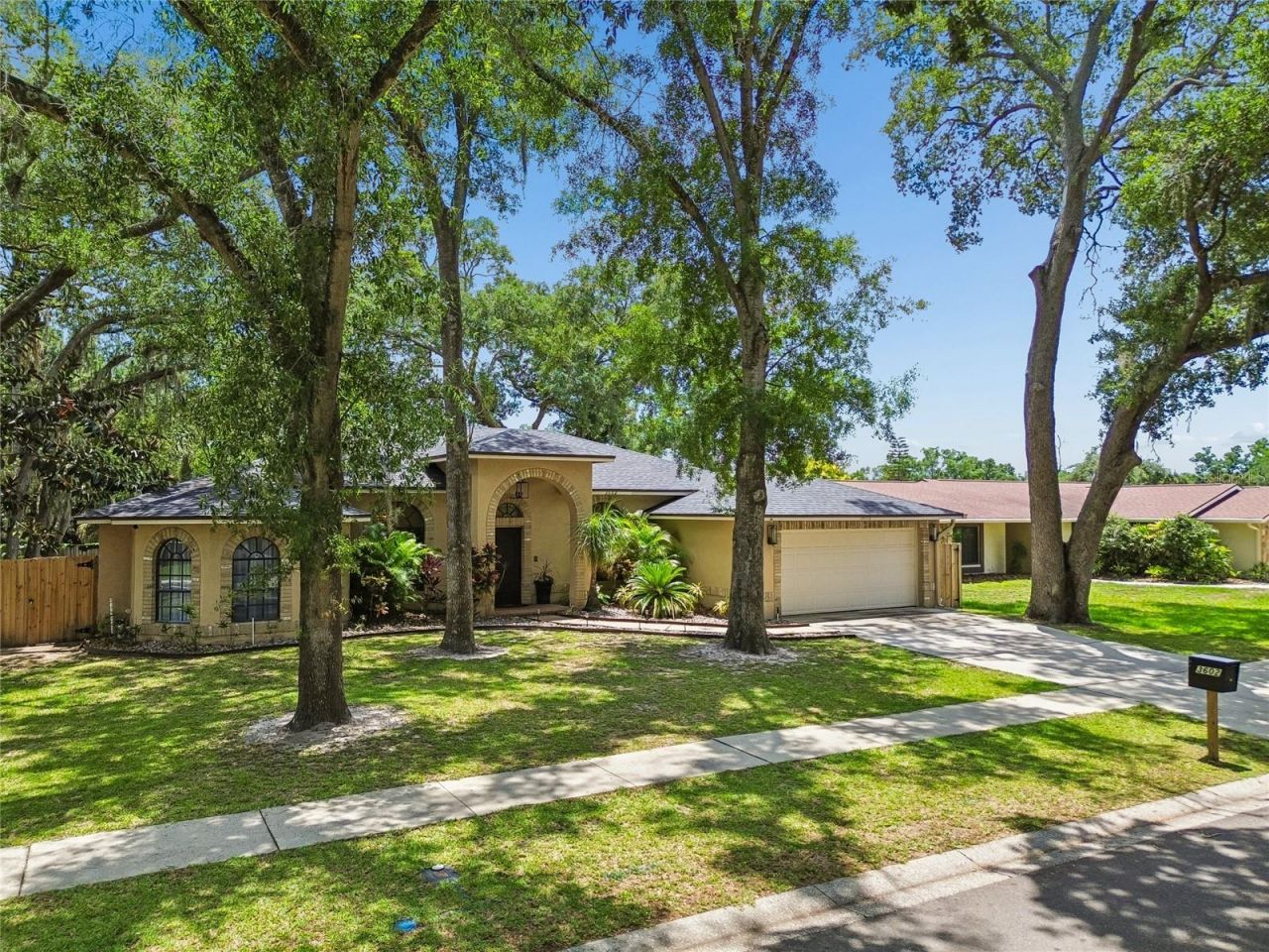 3602 Arlington Oaks Court, Tampa, FL 33618 Photo