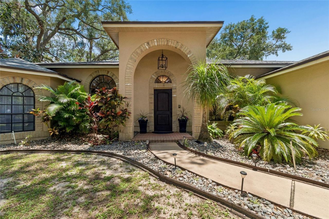 3602 Arlington Oaks Court, Tampa, FL 33618 Photo