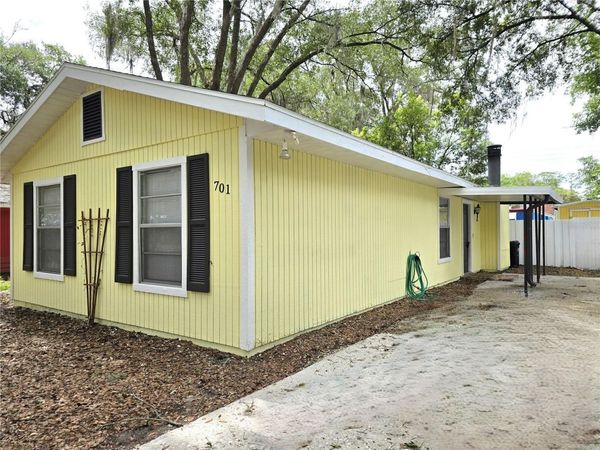 701 NW 24TH AVENUE, GAINESVILLE, FL 32609