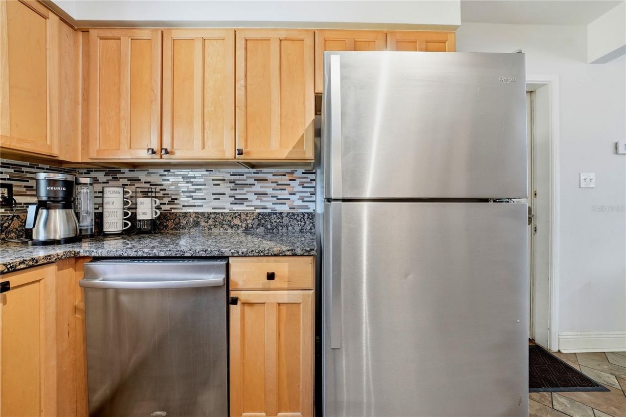 955 Indian Rocks Road S, Largo, FL 33770 Photo