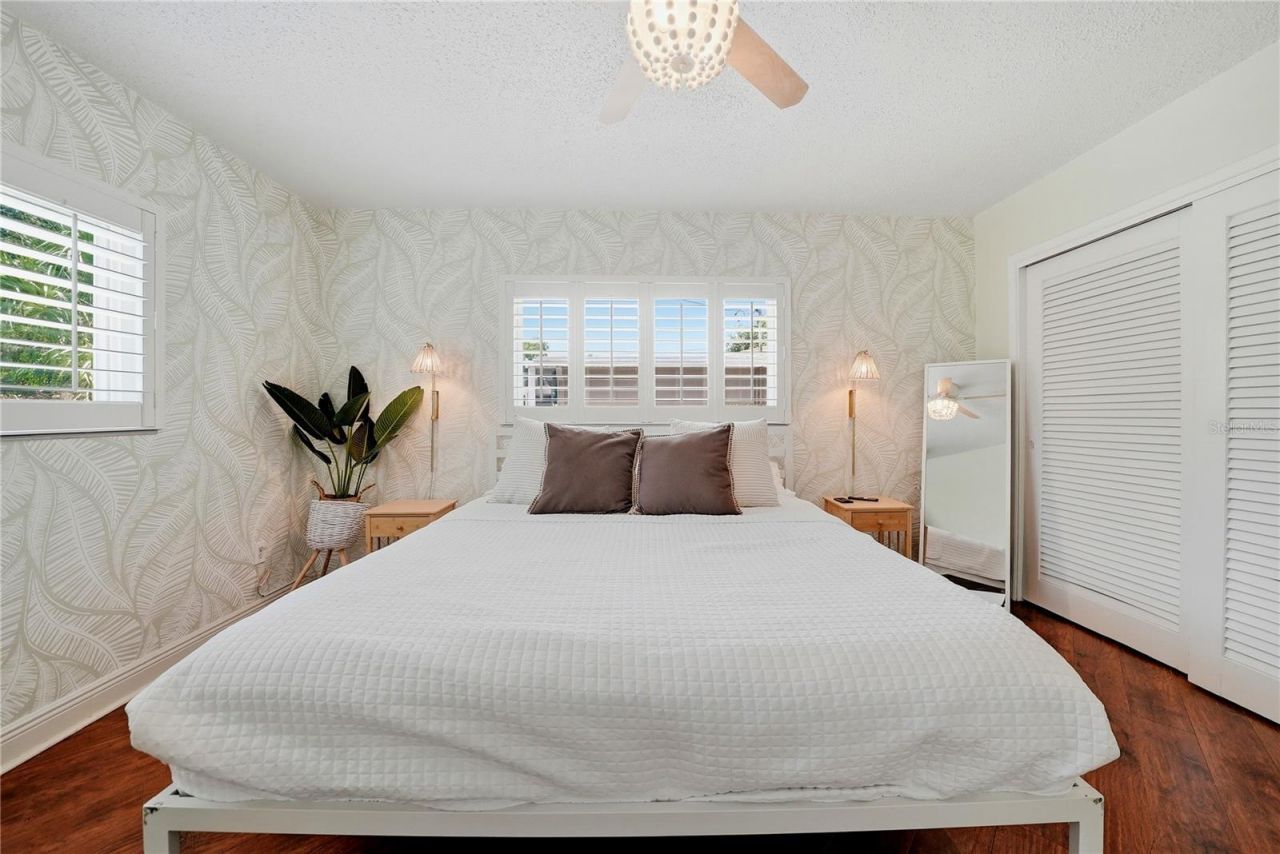 955 Indian Rocks Road S, Largo, FL 33770 Photo