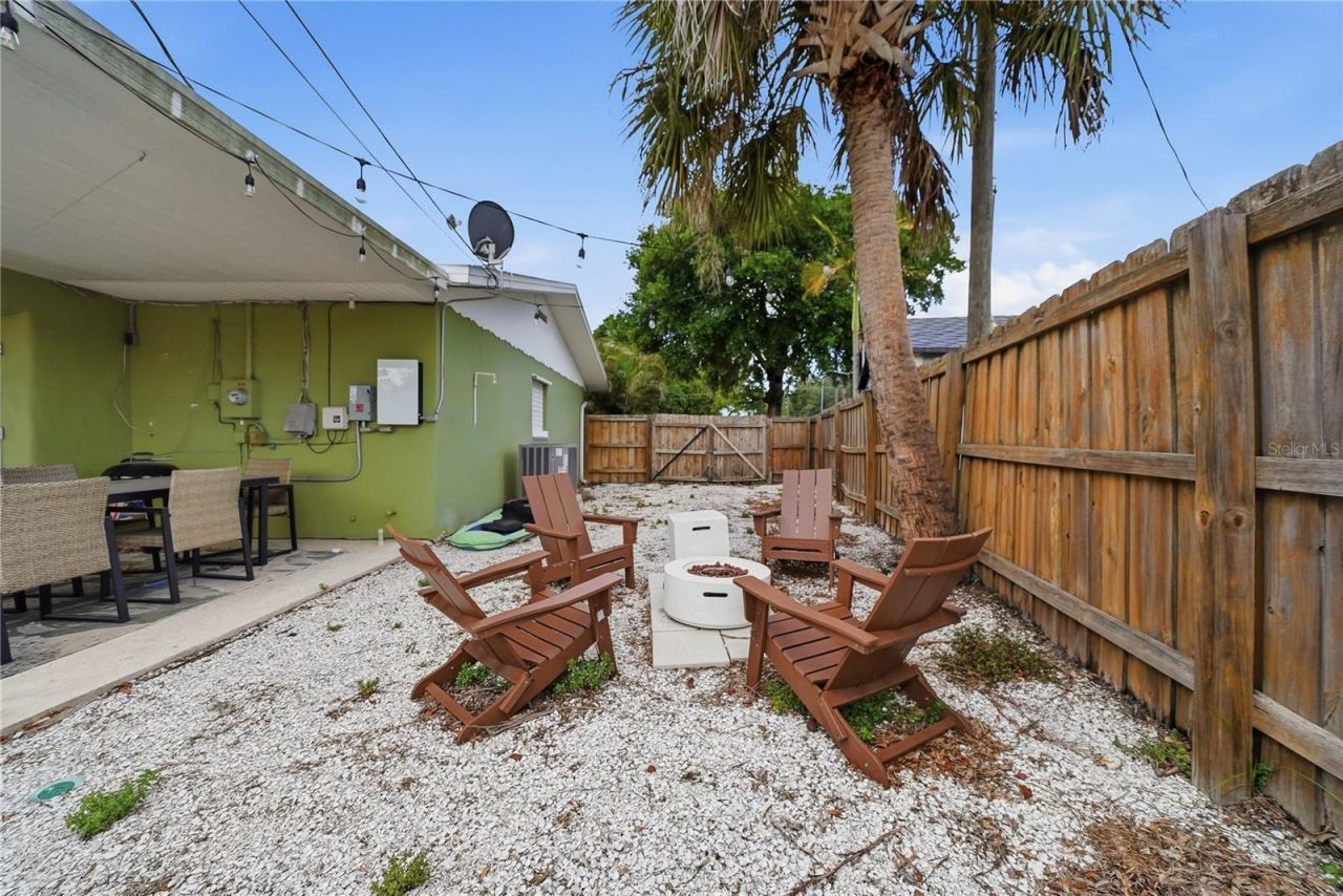 955 Indian Rocks Road S, Largo, FL 33770 Photo