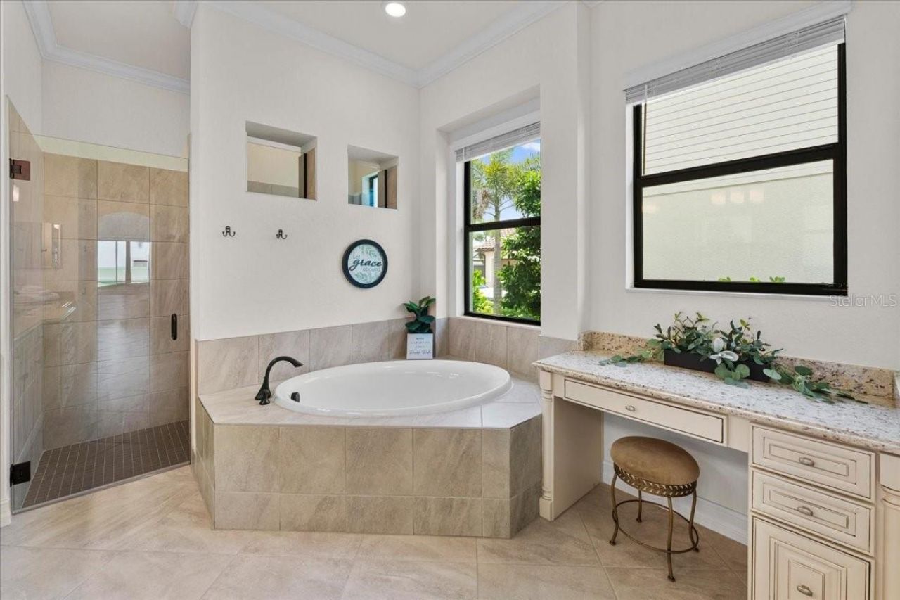 5732 Mulligan Way, Lakewood Ranch, FL 34211 Photo