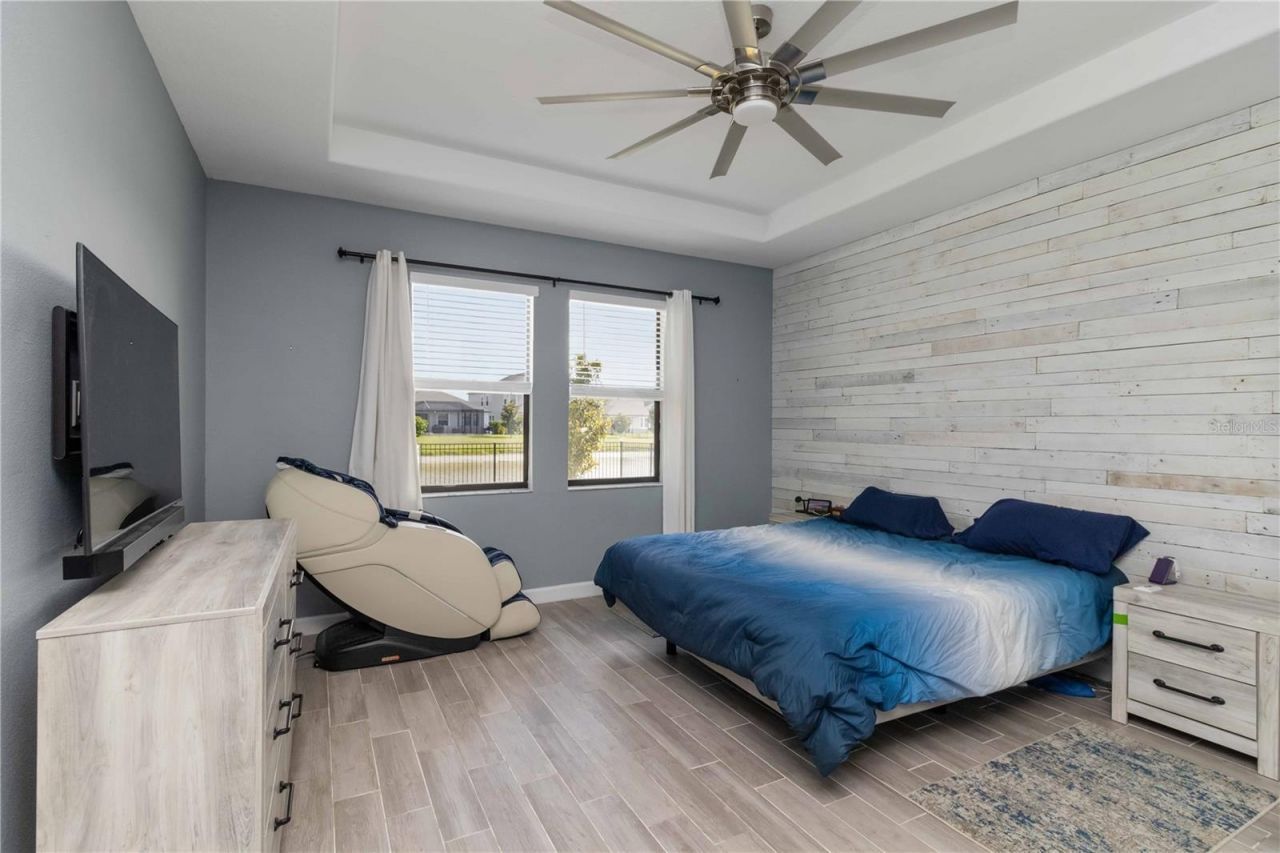 9918 Ivory Drive , Ruskin, FL 33573 Photo