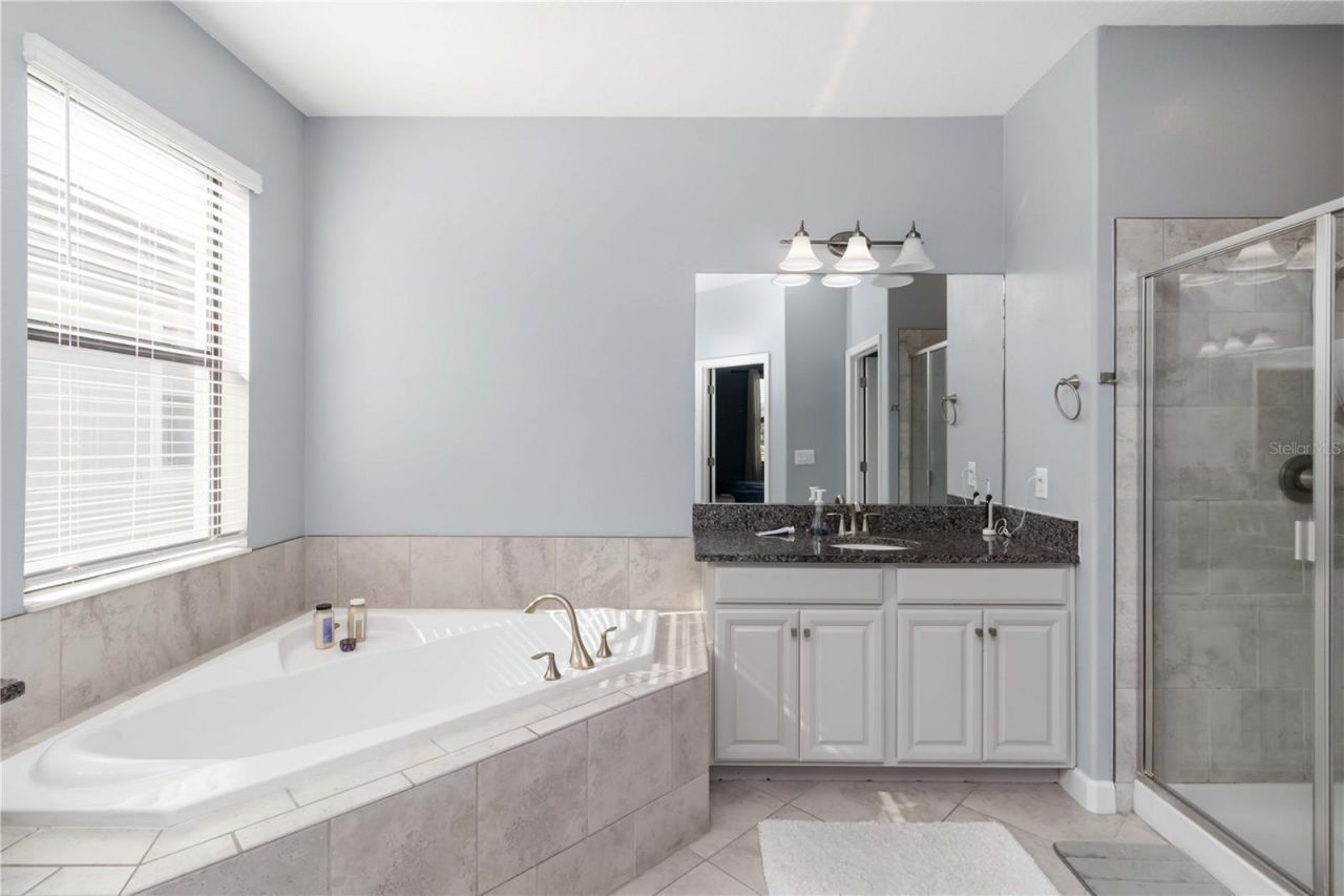 9918 Ivory Drive , Ruskin, FL 33573 Photo