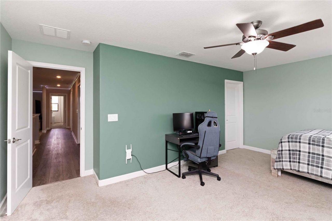 9918 Ivory Drive , Ruskin, FL 33573 Photo