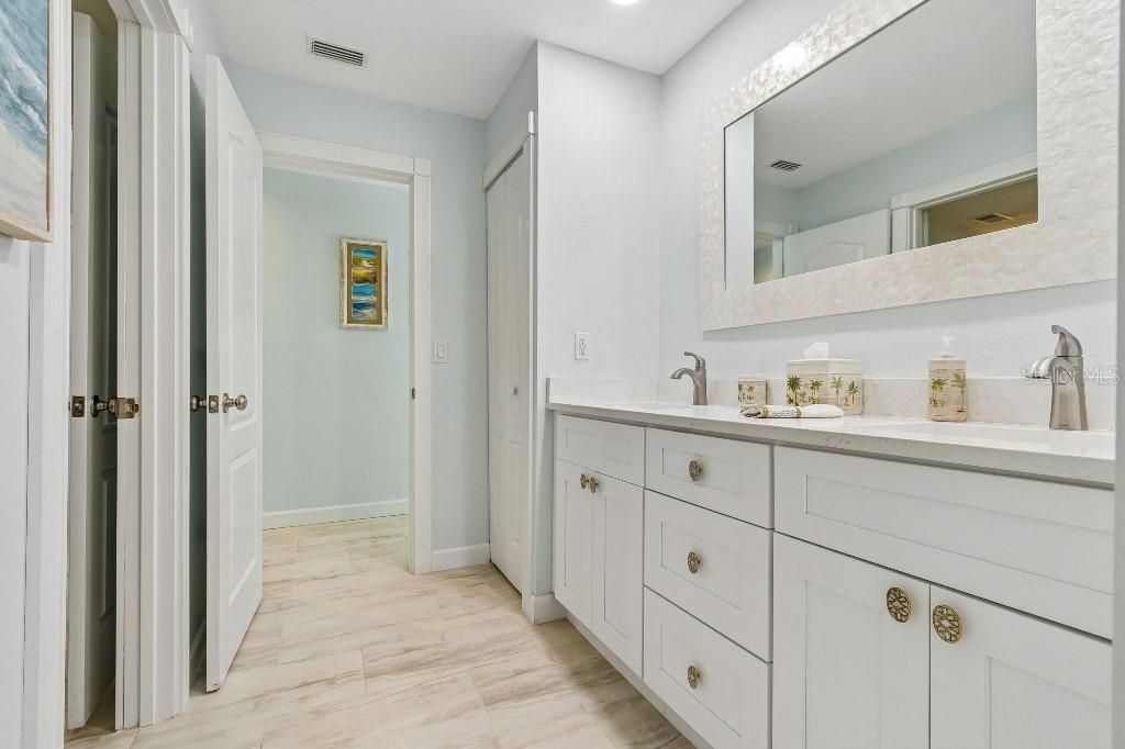 4627 Trails Drive, Sarasota, FL 34232 Photo