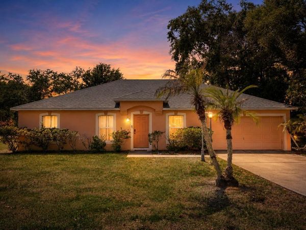 1020 S LAUREL AVENUE , SANFORD, FL 32771