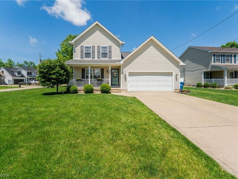 35350 Woodbine Street, North Ridgeville, OH 44039 Photo 1