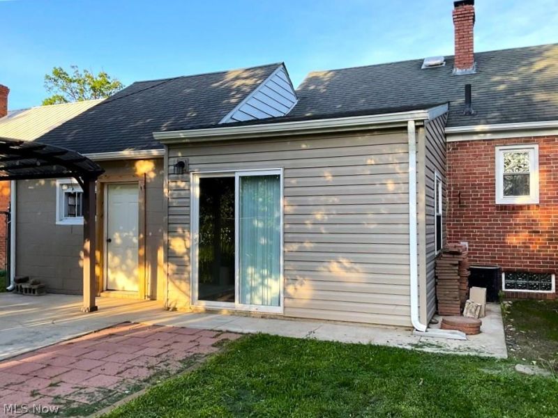 817 Broad Street, Conneaut, OH 44030 Photo 13