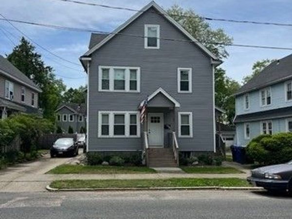 65-67 Mansfield St, Springfield, MA 01108
