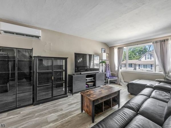 174 Phelps Ave, Bergenfield, NJ 07621