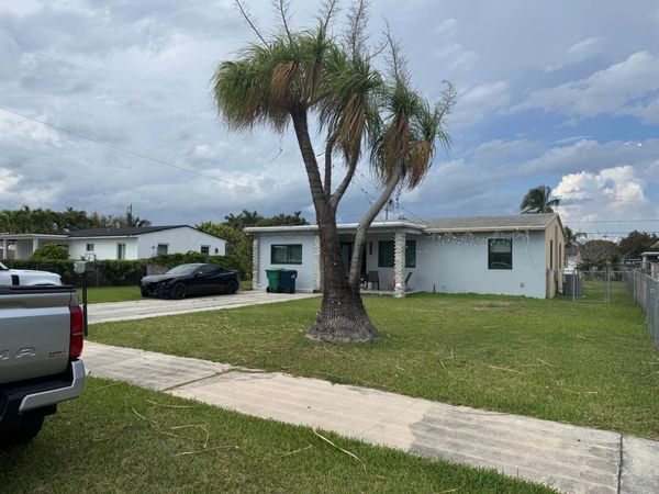 1561 NE 14th Street, Homestead, FL 33033