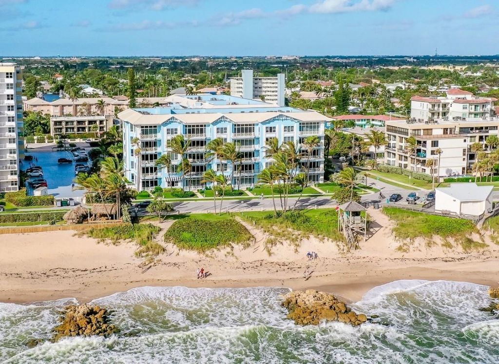 701 SE 21st Avenue, Unit 304, Deerfield Beach, FL 33441 Photo