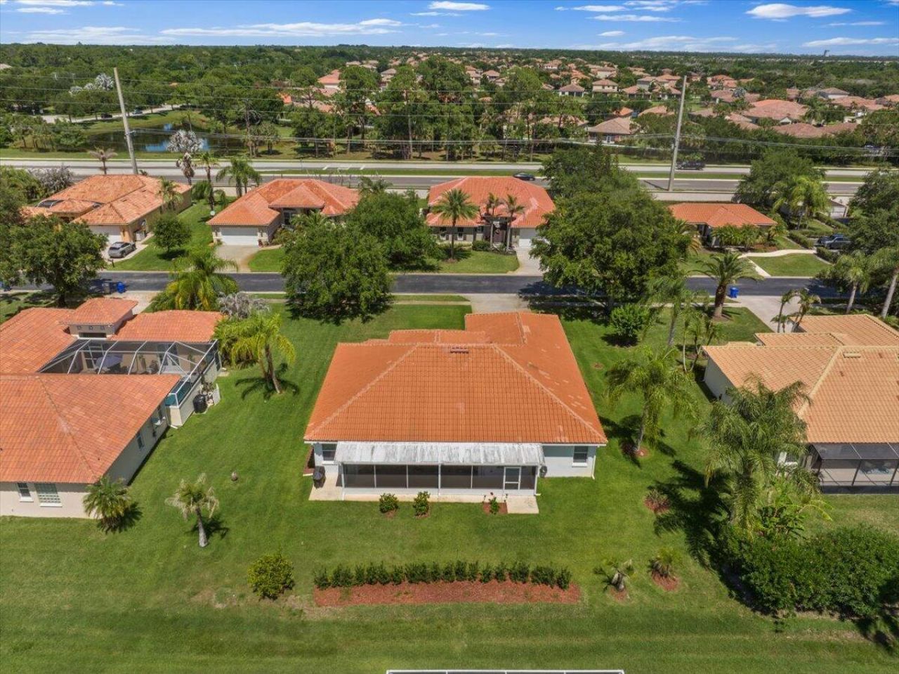 5828 Pine Ridge Circle, Vero Beach, FL 32967 Photo