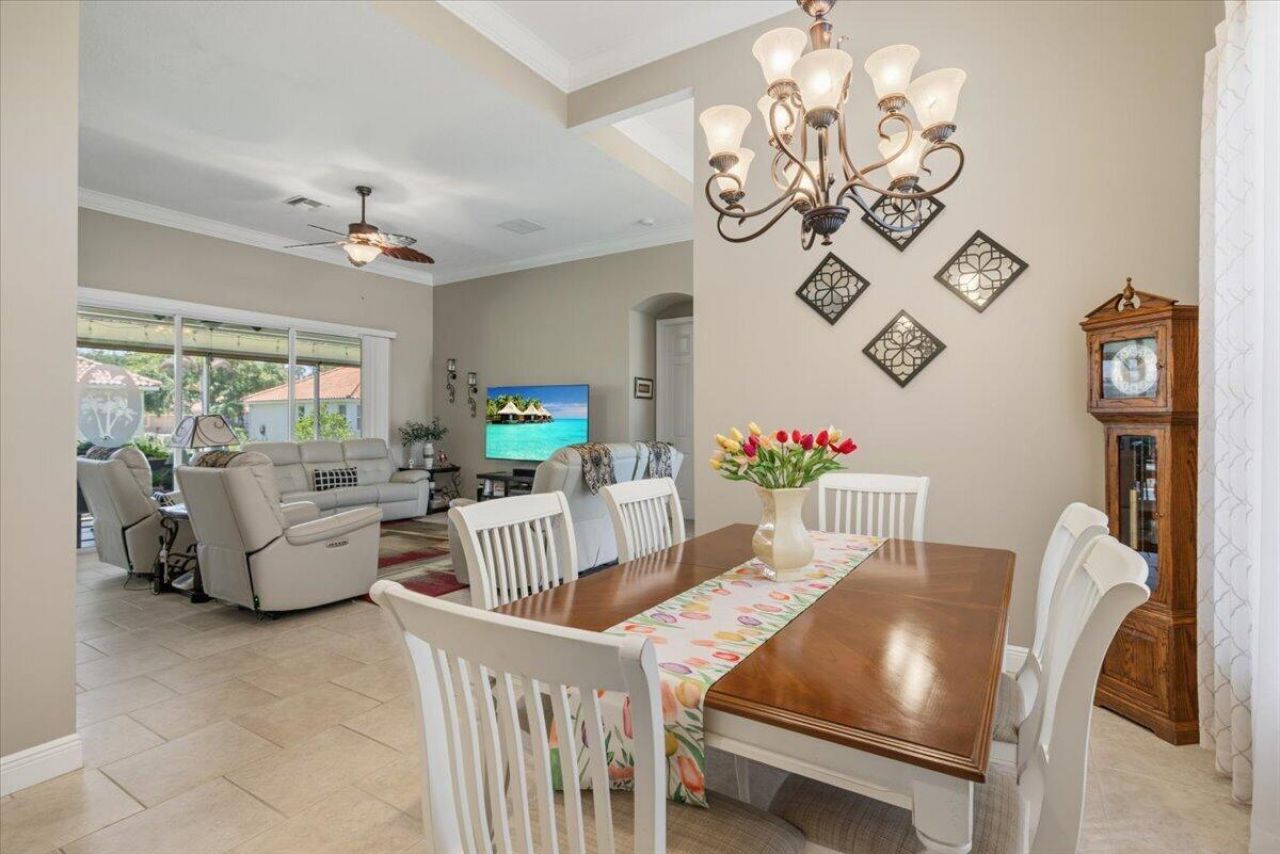 5828 Pine Ridge Circle, Vero Beach, FL 32967 Photo