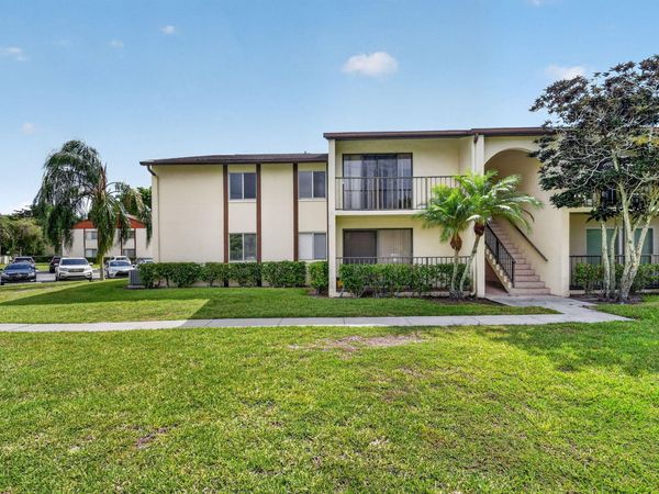 4991 Sable Pine Circle, Unit C2, West Palm Beach, FL 33417
