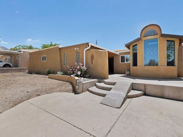 11708 Fox Point Avenue NE, Albuquerque, NM 87112