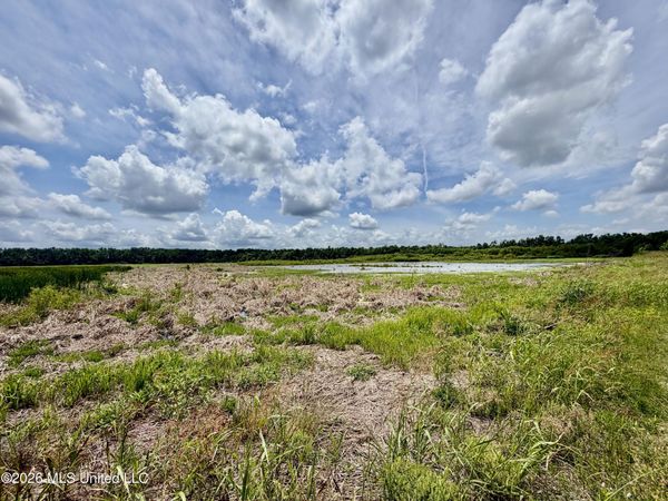 Airport Road, Greenwood, MS 38930