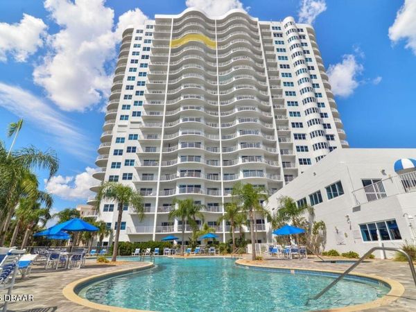 2 Oceans West Boulevard, Unit 1702, Daytona Beach Shores, FL 32118