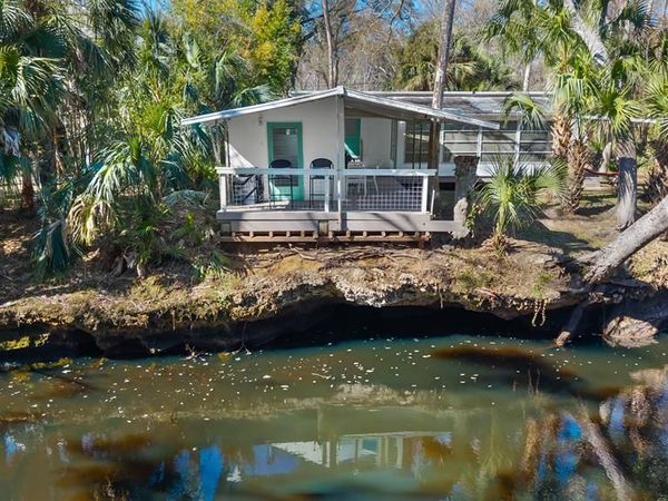 1806 NE River Rd, Steinhatchee, FL 32359