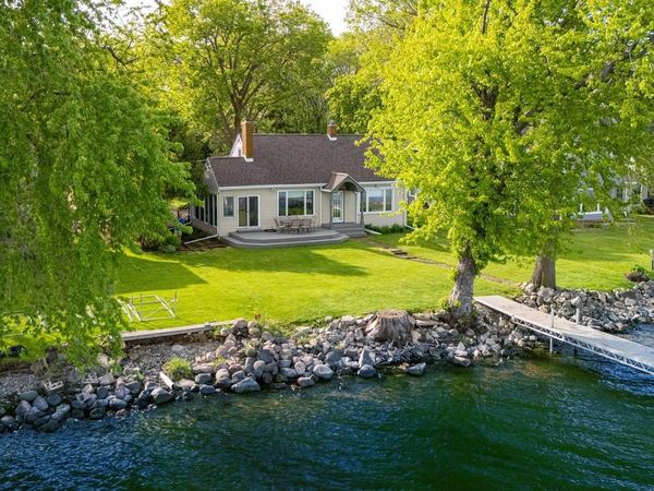 188 ADELLA BEACH ROAD, Neenah, WI 54956
