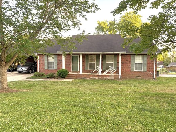 103 Drake Dr , Shelbyville, TN 37160