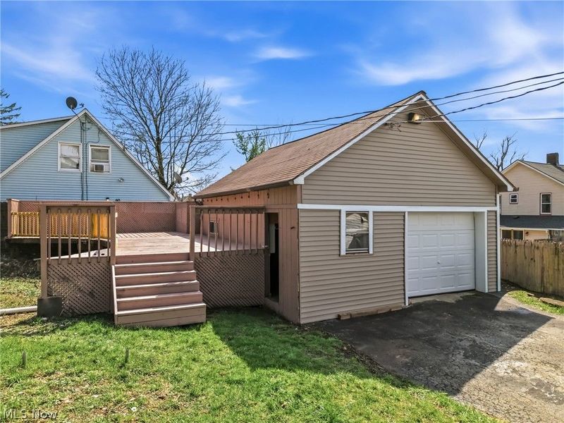 237 Watson Street , Lowellville, OH 44436 Photo 5