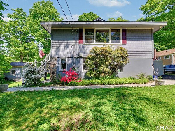 1 Lookout, Ridgefield, CT 06877