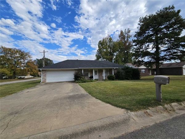 7 Poppy Drive , Pottsville, AR 72858