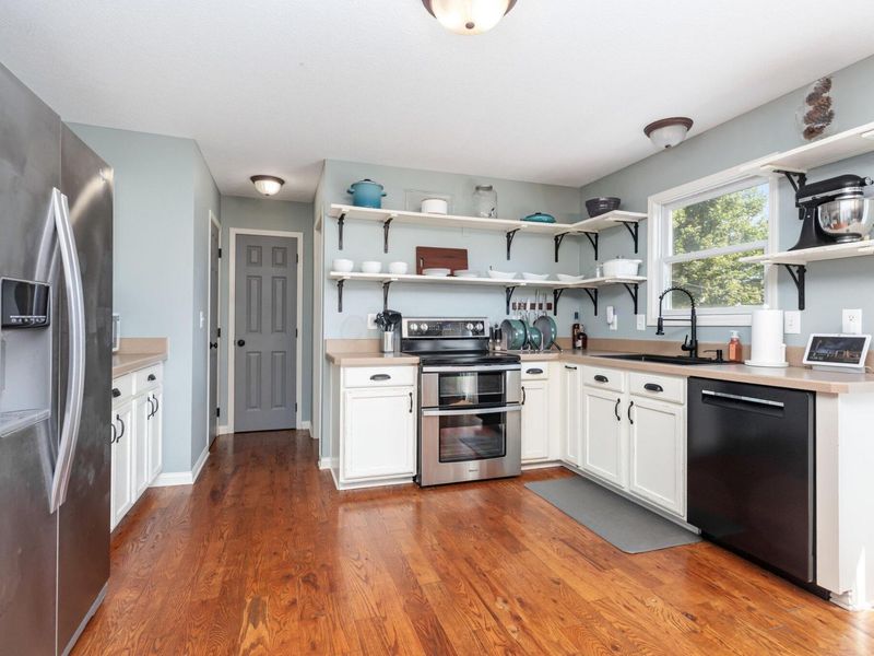 7521 Daisy Lane , Lewis Center, OH 43035 Photo 10