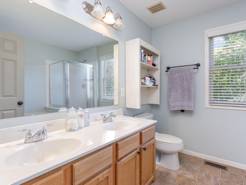 7521 Daisy Lane , Lewis Center, OH 43035 Photo 20