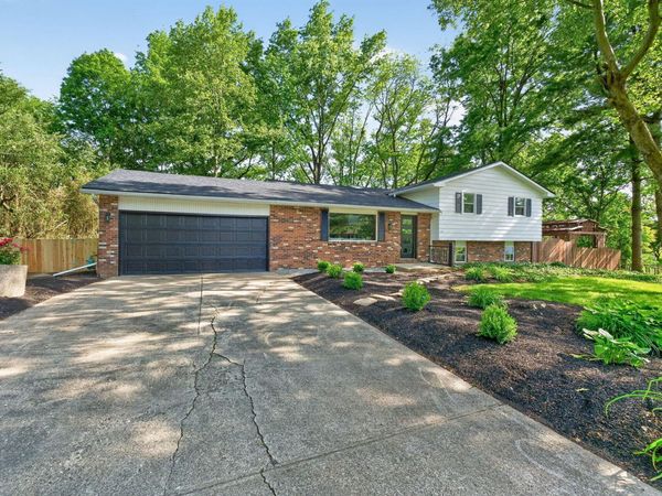 181 Greenbrier Road, Sunbury, OH 43074