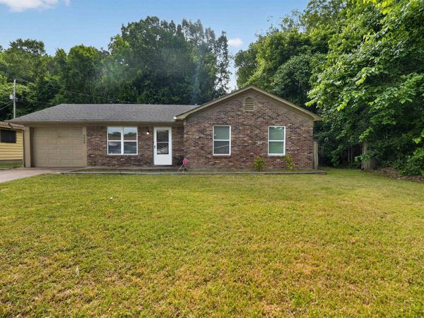 3608 CANE RIDGE DR, Memphis, TN 38109